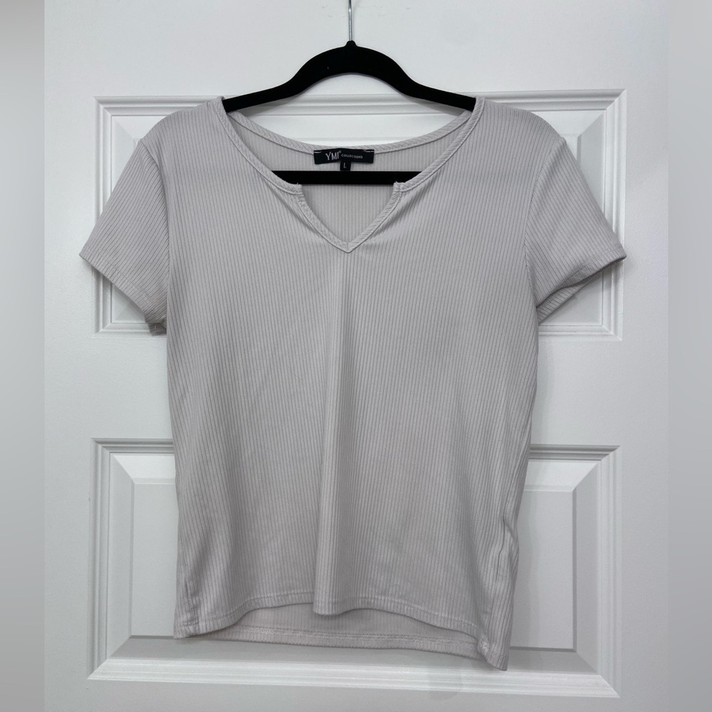 Women's V-Neck Ribbed Short Sleeve Top - Light Gray